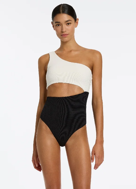 Women’s one-piece swimsuit towel wrap -Versa Rib One Shoulder One Piece - Black/Cream